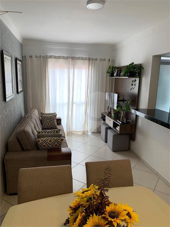 Apartamento à venda com 2 quartos, sendo 1 suíte,  em Jardim Ferreira, Sorocaba, SP