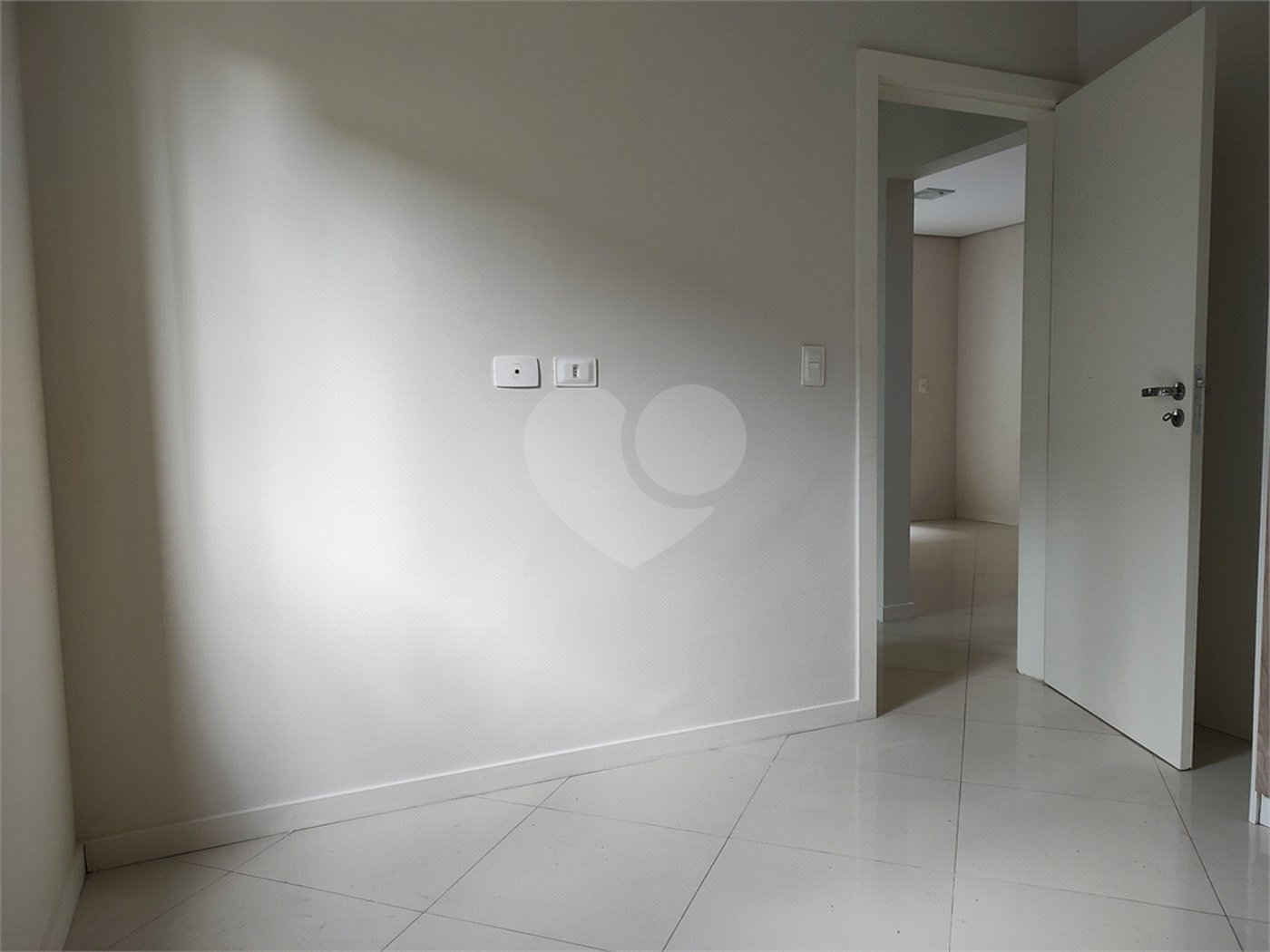 Apartamento para alugar com 2 quartos em Alvinópolis, Atibaia, SP