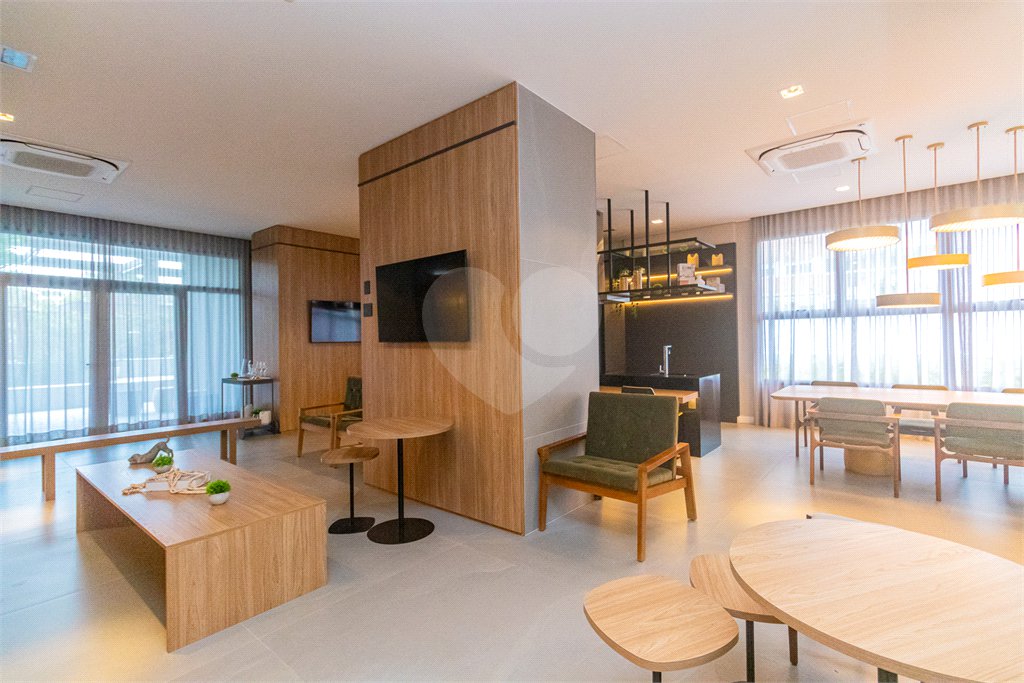 Apartamento novo 85 m² de área privativa, 2 suítes á venda no Jardim Prudência, São Paulo - SP