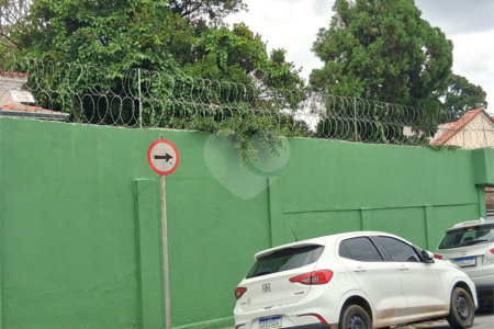 Terreno à venda com 2 quartos em Vila Vitório Mazzei, São Paulo, SP