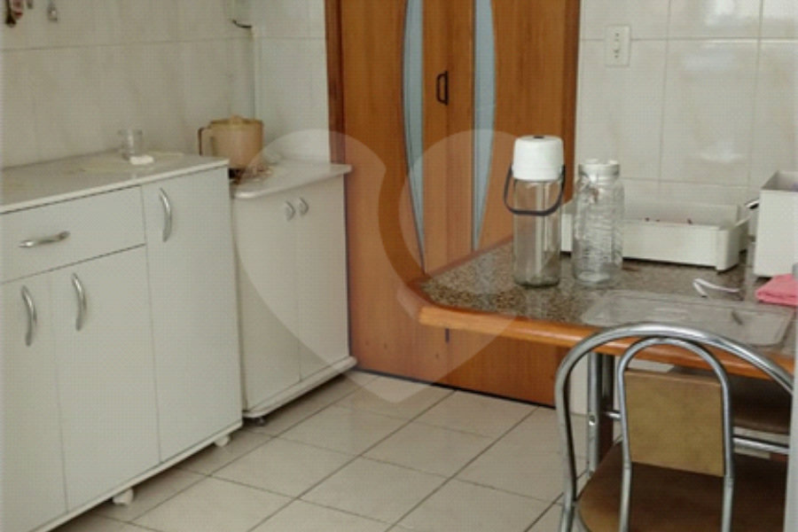 Sobrado à venda com 2 quartos em Tremembé, São Paulo, SP