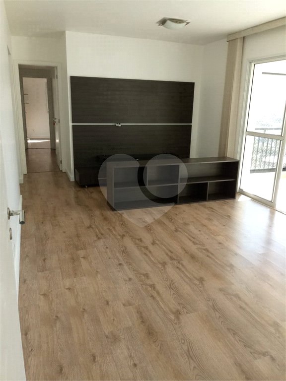 Apartamento à venda com 3 quartos, sendo 1 suíte, em Vila Leopoldina, São Paulo, SP