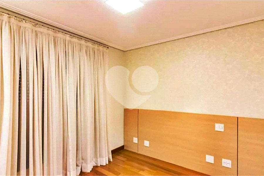 Apartamento à venda com 4 quartos, sendo 3 suítes, em Santana, São Paulo, SP