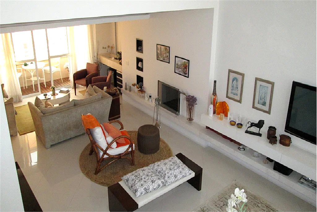 Apartamento à venda com 4 suítes em Vila Suzana, São Paulo, SP