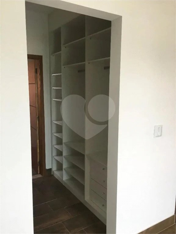 Casa à venda com 3 quartos, sendo 1 suíte, no condomínio Gran Ville São Venâncio, Itupeva - SP