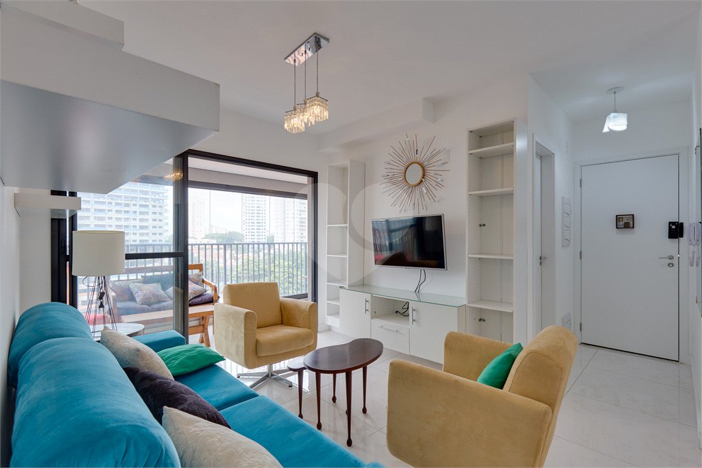 Apartamento à venda com 3 quartos, sendo 1 suíte, em Brooklin, São Paulo, SP