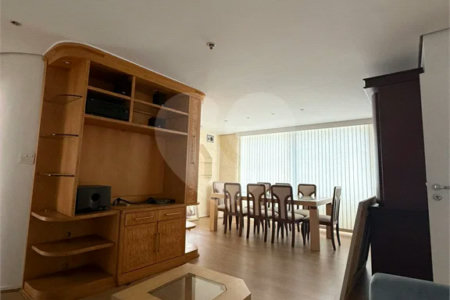 Triplex à venda ou para alugar com 3 suítes em Vila Suzana, São Paulo, SP