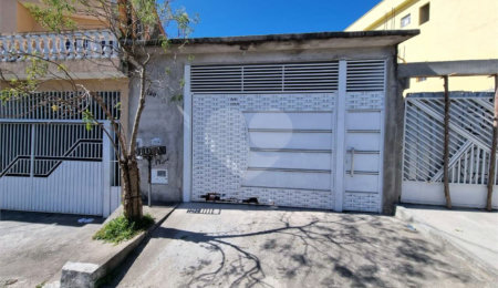 Casa à venda com 1 quarto em Jardim Varan, Suzano, SP