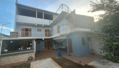 Casa à venda com 3 quartos, sendo 2 suítes,  em Parque dos Eucaliptos, Sorocaba, SP