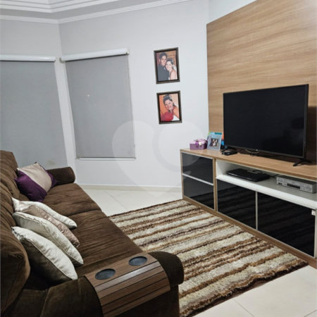 Casa à venda com 4 quartos, sendo 2 suítes,  no condomínio Golden Park Alpha, Sorocaba - SP