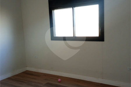 Chácara à venda com 3 quartos, sendo 2 suítes,  em Cocuera, Mogi das Cruzes, SP