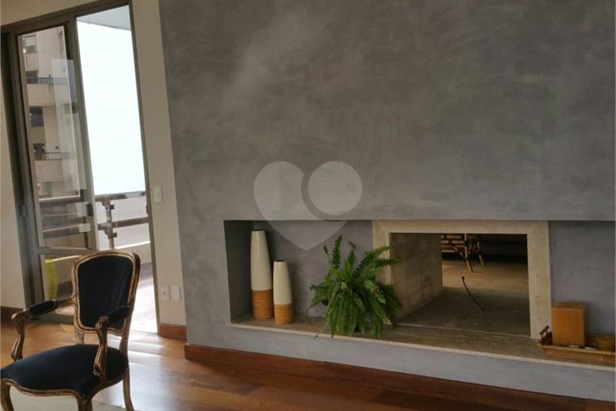 Apartamento à venda ou para alugar com 4 suítes em Morumbi, São Paulo, SP