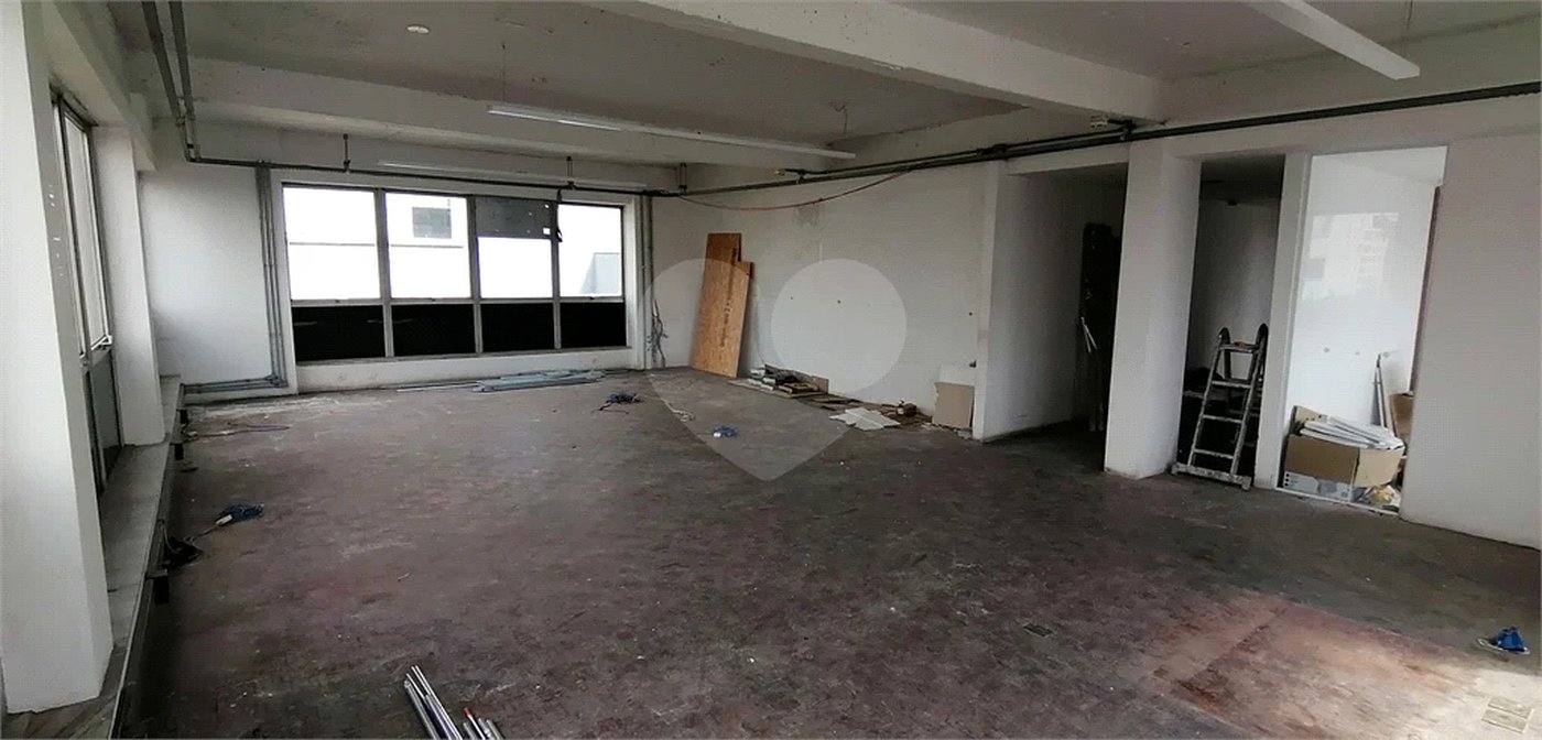 Sala comercial à venda em Higienópolis com 170 m2