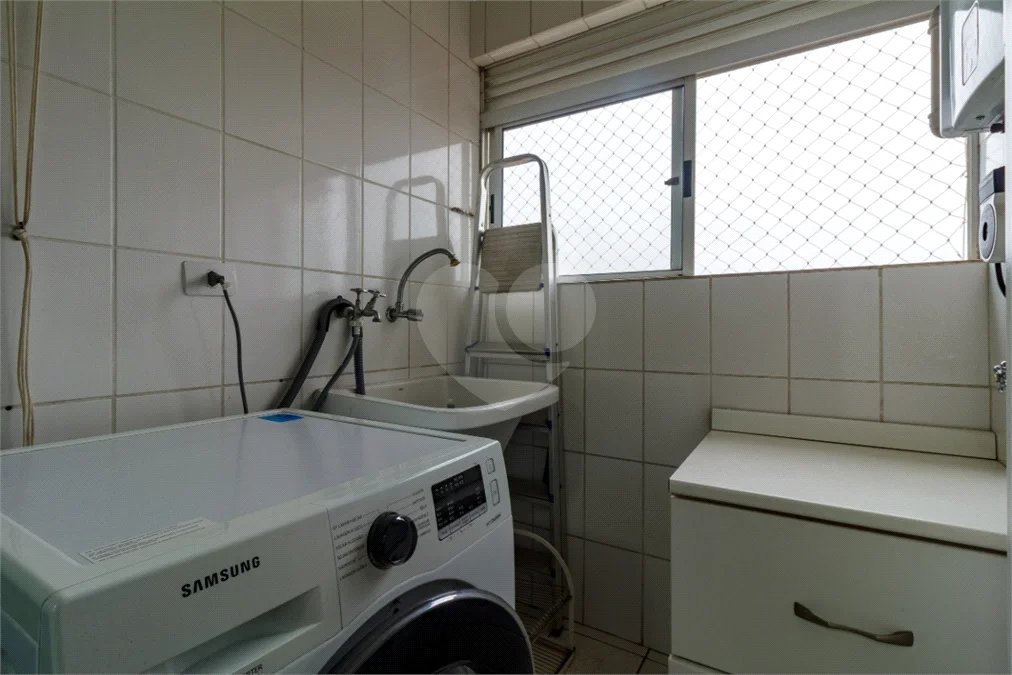 Vila Clementino - Apartamento na Rua Loefgren | 80 m² | 3 Dormitórios | 1 Suíte | 2 Vagas | Último Andar