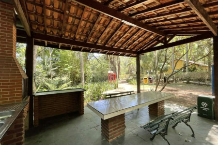 Casa de Alto Padrão à Venda e Locação - Condomínio Vila Verde