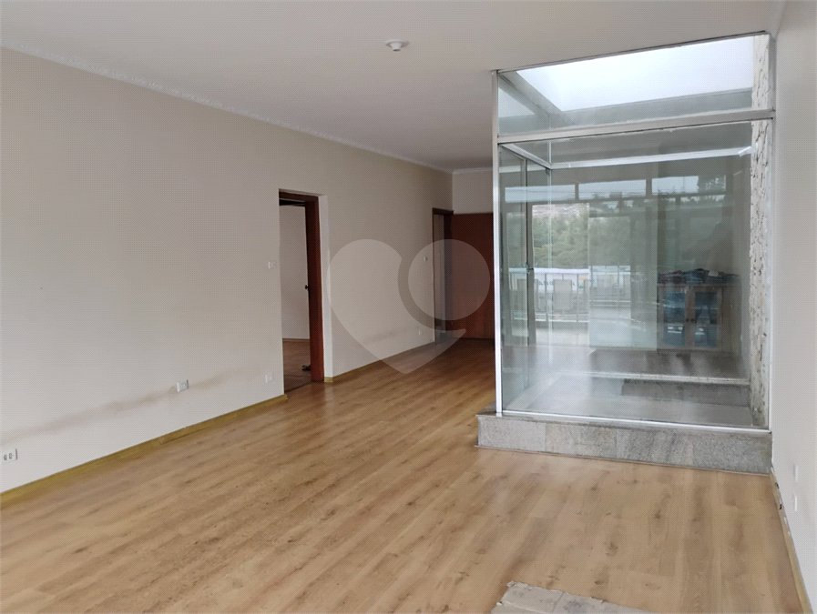 Sobrado à venda com 3 quartos, sendo 1 suíte,  em Jardim Jabaquara, São Paulo, SP