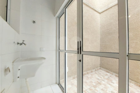 Casa para alugar com 2 suítes no condomínio Residencial Atucuri, São Paulo - SP
