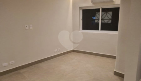 Casa à venda com 3 quartos, sendo 2 suítes, em Mirandópolis, São Paulo, SP