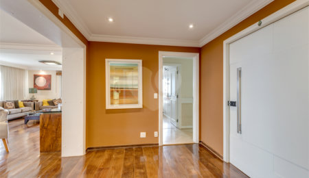 Apartamento à venda com 4 suítes em Jardim Marajoara, São Paulo, SP