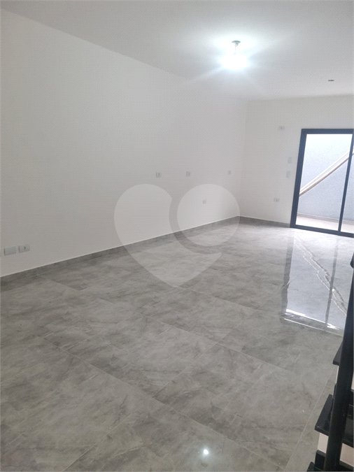Sobrado à venda com 3 quartos, sendo 1 suíte, em Vila São Paulo, São Paulo, SP