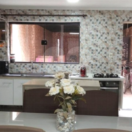 Sobrado à venda com 2 quartos em Vila Medeiros, São Paulo, SP