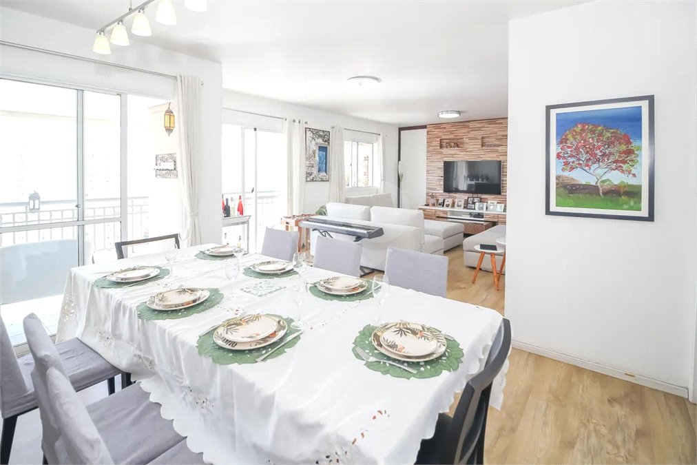 Apartamento à venda com 4 quartos, sendo 3 suítes, em Vila Romana, São Paulo, SP