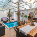 Casa à venda com 4 suítes no condomínio Vila Inglesa, São Paulo - SP