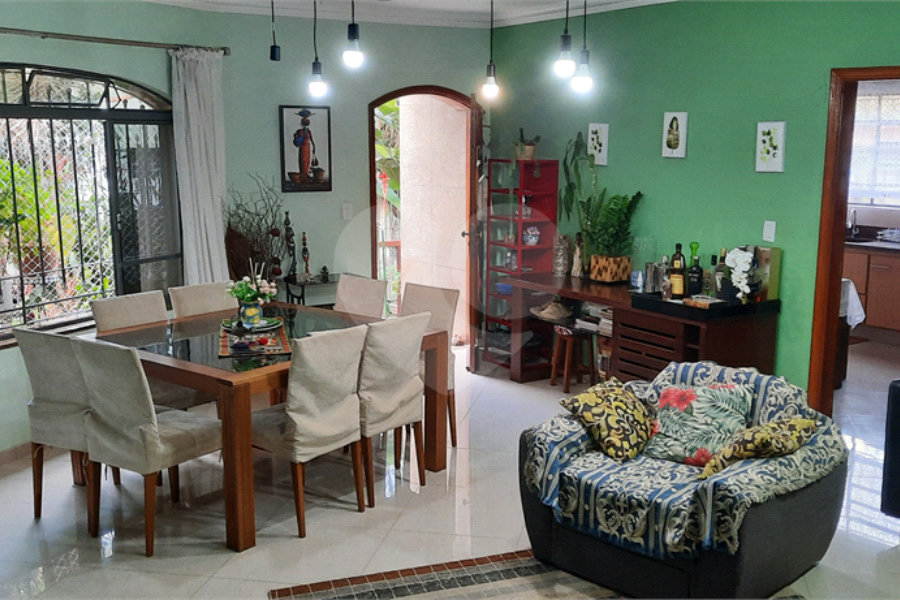 Casa à venda com 4 quartos, sendo 1 suíte,  em Mandaqui, São Paulo, SP