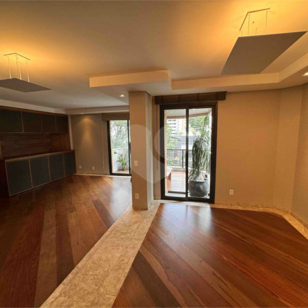 Apartamento à venda com 3 quartos, sendo 1 suíte, em Perdizes, São Paulo, SP