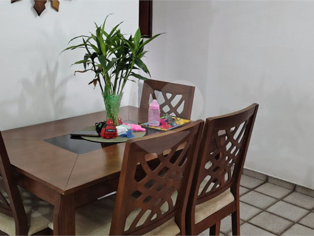 Apartamento à venda com 3 quartos, sendo 1 suíte,  em Campo Grande, São Paulo, SP
