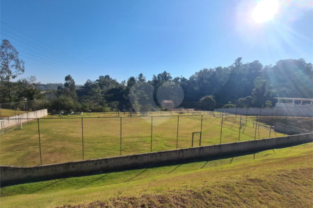 Casa à venda com 3 suítes no condomínio Reserva dos Jatobás, Louveira - SP