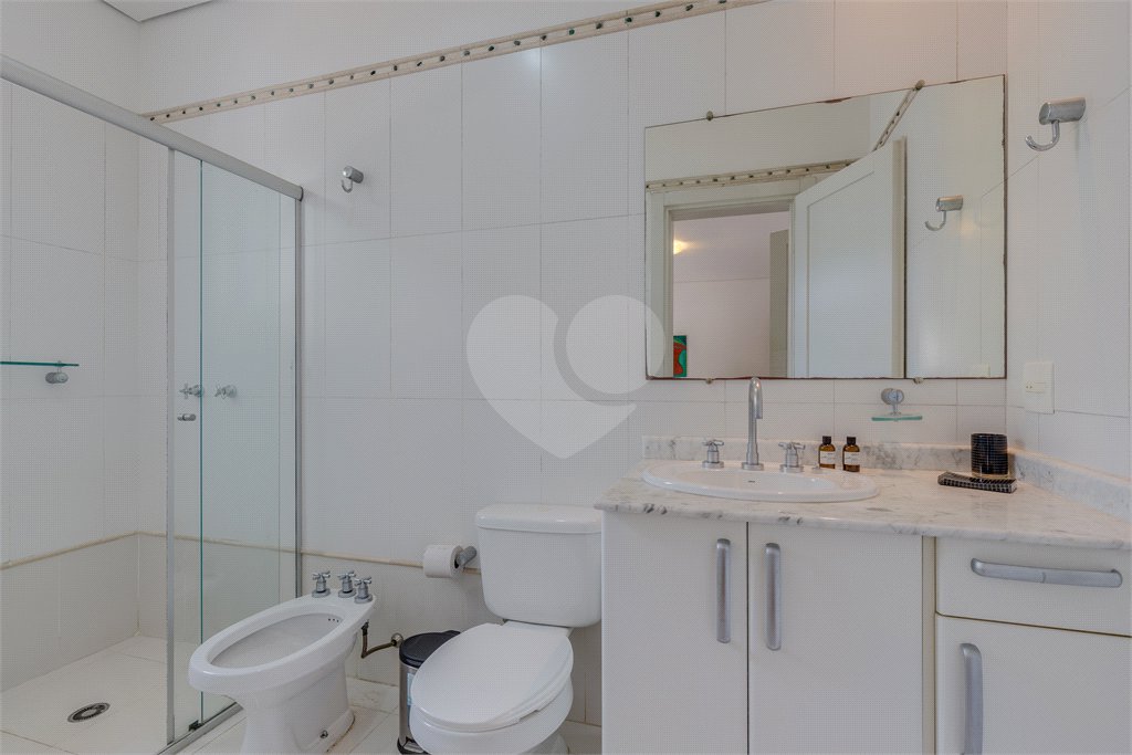 Casa à venda ou para alugar com 4 suítes no condomínio Villa Di San Marino, São Paulo - SP