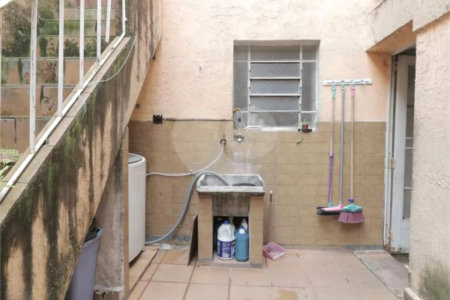 Sobrado à venda com 3 quartos, sendo 1 suíte, em Vila Invernada, São Paulo, SP