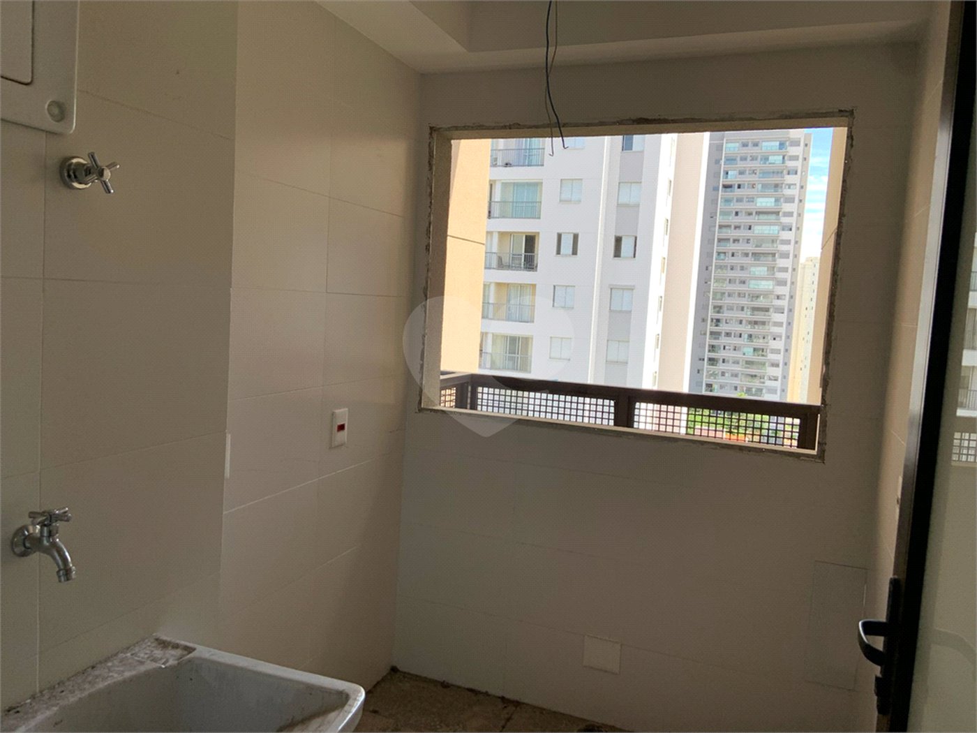 Apartamento à venda com 3 suítes em Bela Aliança, São Paulo, SP