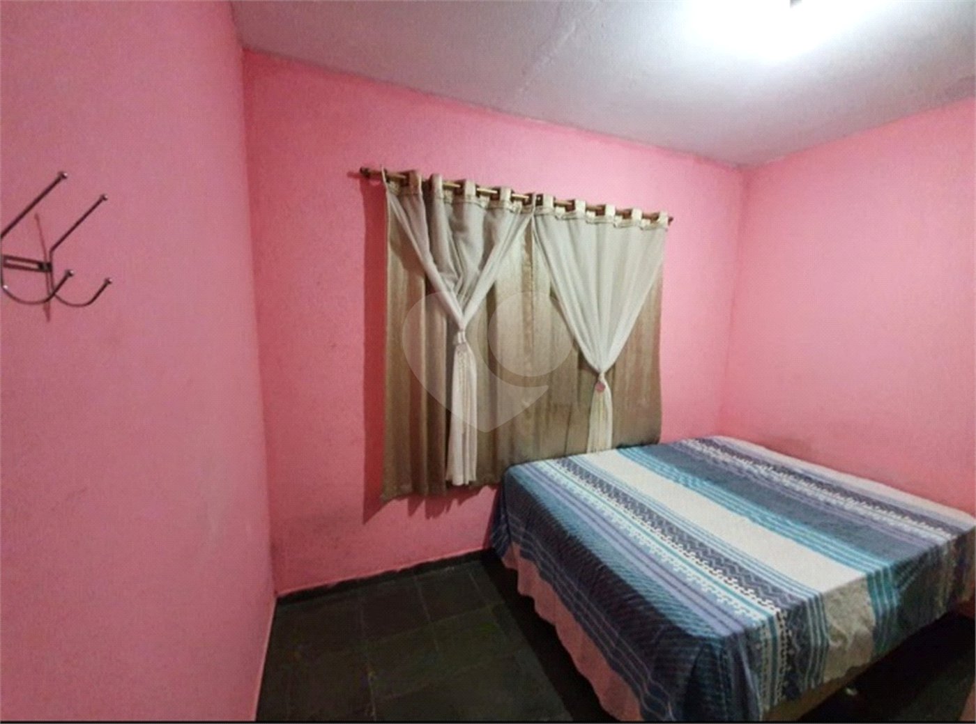 Apartamento com 1 dormitório.