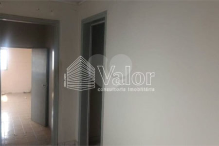 Casa térrea com 2 dormitórios.