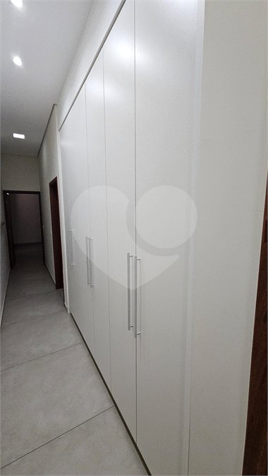 Casa para alugar com 3 suítes no condomínio Dona Lucila, Indaiatuba - SP