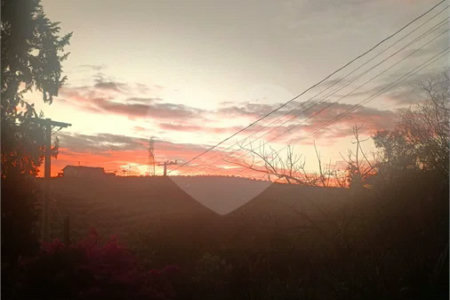 Sítio à venda com 8 quartos, sendo 3 suítes,  em Monte Alegre, Vinhedo, SP