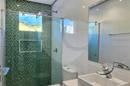 Casa à venda com 3 suítes no condomínio Golden Village., Rio de Janeiro - RJ