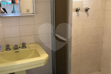 Sobrado à venda com 4 quartos em Água Branca, São Paulo, SP