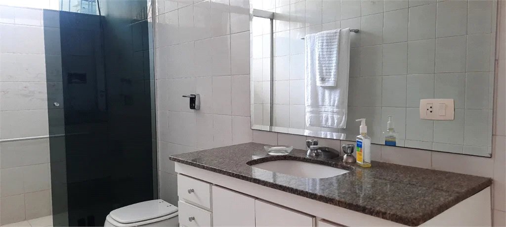 Casa à venda ou para alugar com 3 suítes em Alto da Lapa, São Paulo, SP