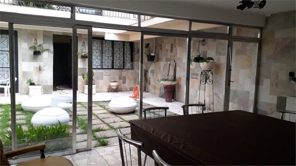 Sobrado à venda com 4 quartos, sendo 1 suíte, em Ipiranga, São Paulo, SP