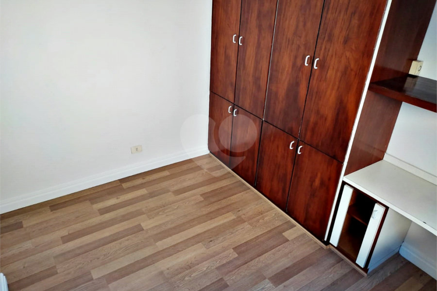 Sobrado à venda com 3 quartos, sendo 1 suíte,  em Vila Medeiros, São Paulo, SP