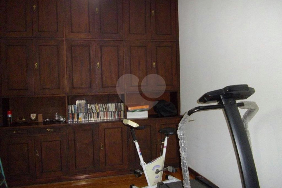 Sobrado à venda com 5 quartos em Santana, São Paulo, SP