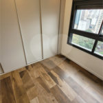 Apartamento de 2 quartos mobiliado à venda no Paraíso
