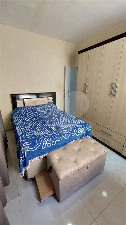 Casa à venda com 4 quartos, sendo 2 suítes, no condomínio Vivendas do Mendanha, Rio de Janeiro - RJ