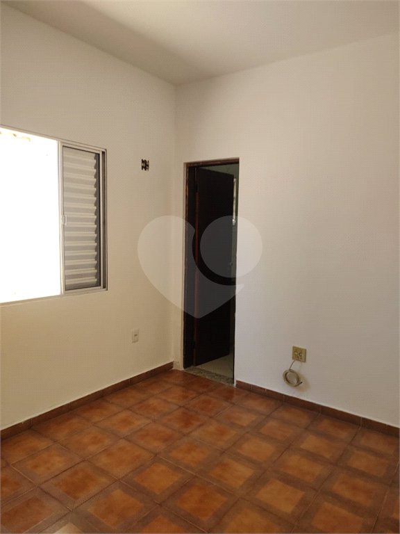 Casa à venda com 3 quartos, sendo 1 suíte,  em Jardim Cintia, Mogi das Cruzes, SP