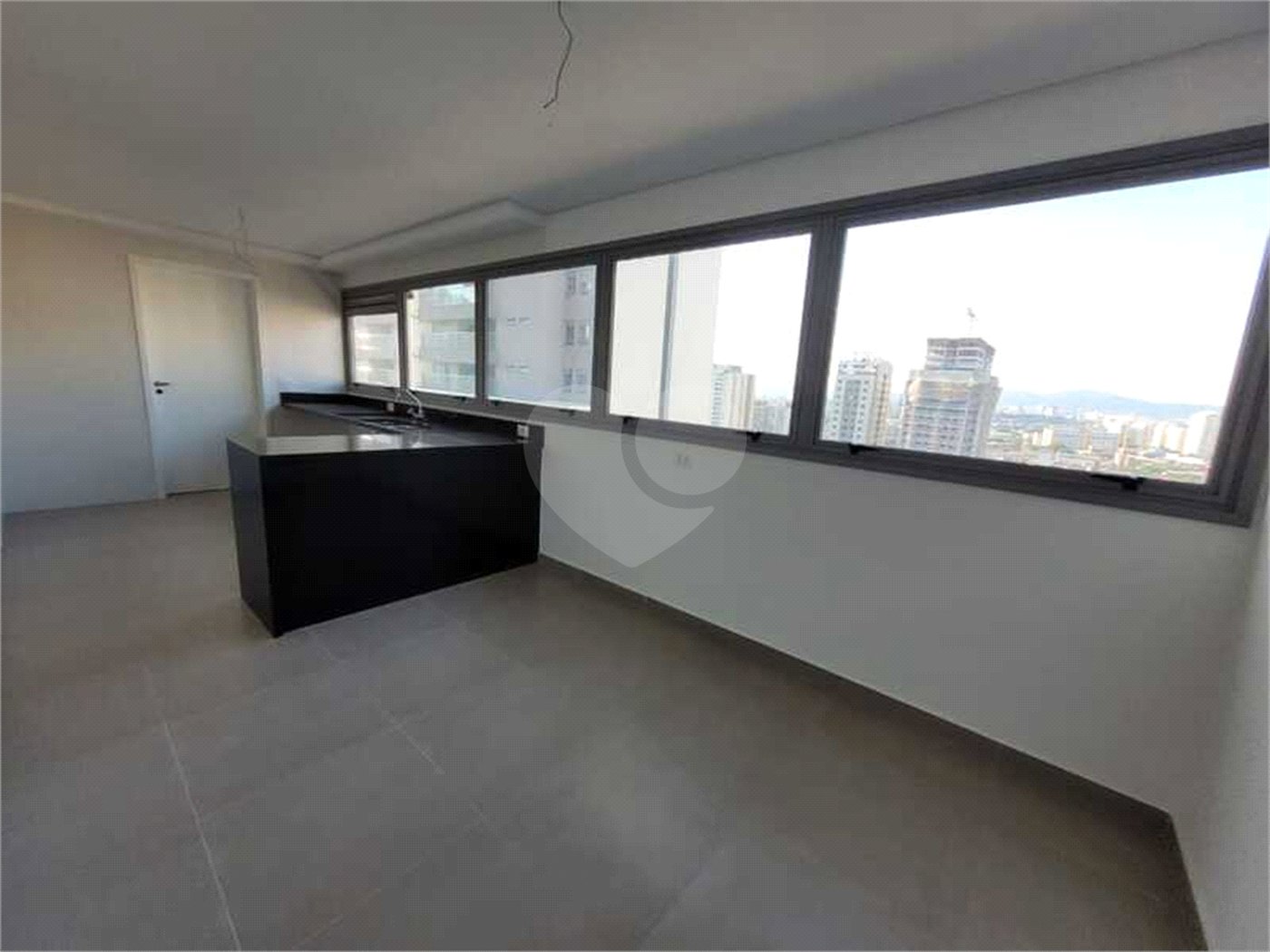 Apartamento à venda com 3 suítes em Água Branca, São Paulo, SP