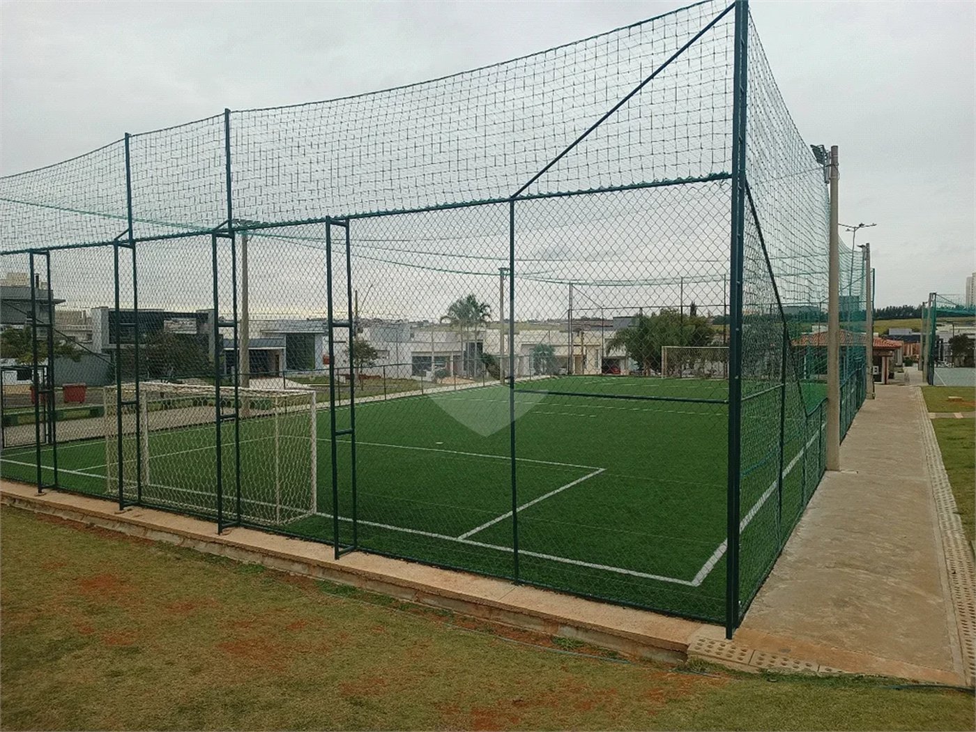 Casa à venda com 3 suítes no condomínio Real Park, Sumaré - SP