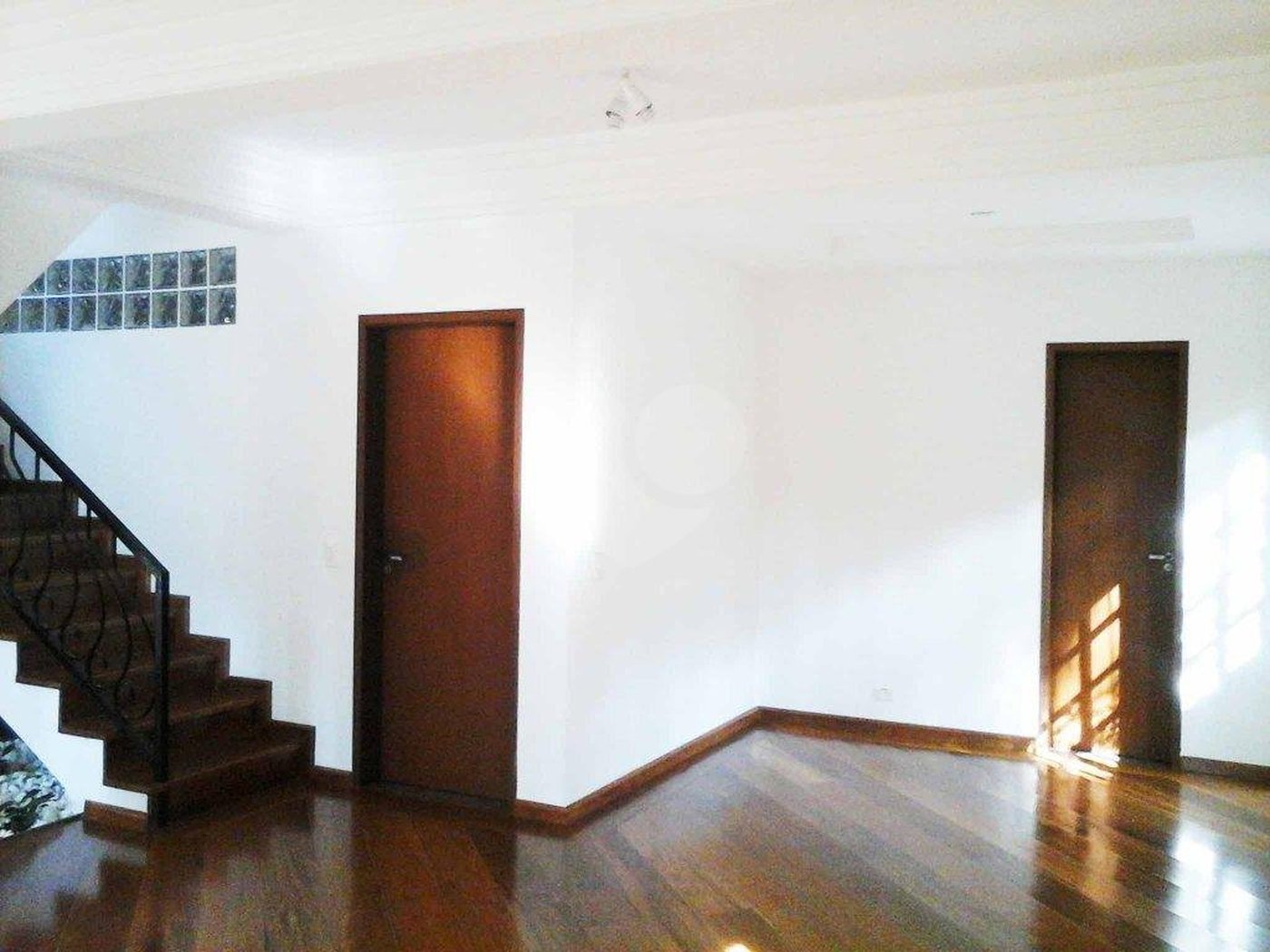 Casa para alugar com 4 quartos, sendo 2 suítes, no condomínio Palm Garden, São Paulo - SP